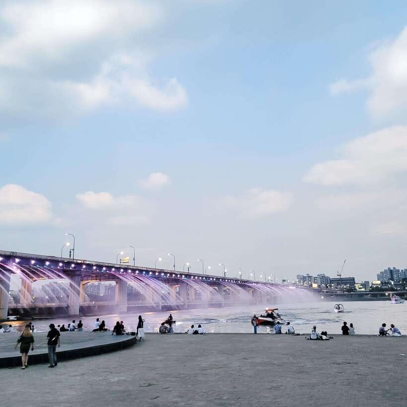 Seoul: Max Out Must Visit City Highlights Panoramic Day Tour - Starfield COEX Mall and the Starfield Library