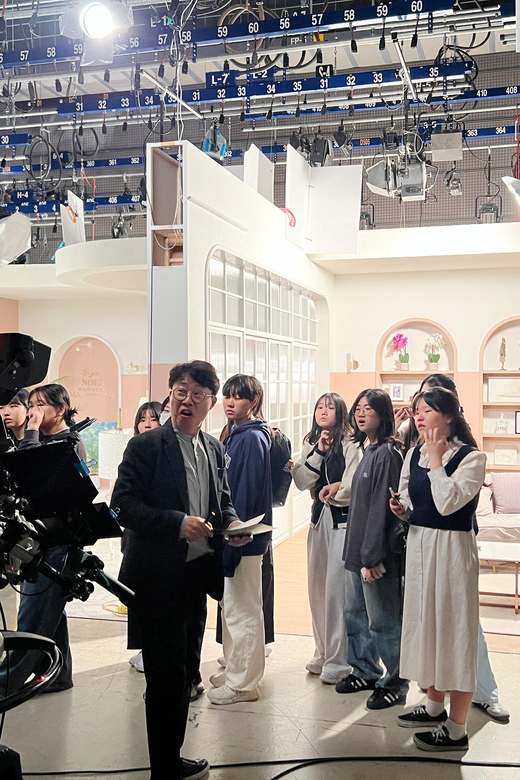 Seoul: MBC Insider Live K-Drama Rehearsal & VIP Studio Tour - Who will enjoy this most?