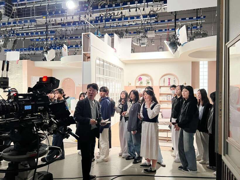 Seoul: MBC Insider Live K-Drama Rehearsal & VIP Studio Tour - Choosing the right MBC Dream Center package