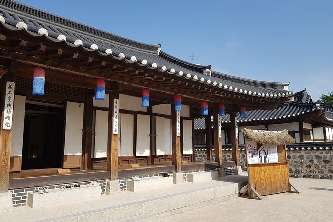 Seoul Morning Tour: Seoul Tower, Namsan Hanok Village, The War Memorial of Korea - N Seoul Tower and Seoul from Mt Namsan