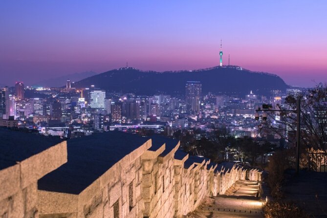 Seoul Night Tour (Gwangjang Market, Royal Palace and Naksan Park) - Naksan Park, the Hanyang Wall, and Seoul views