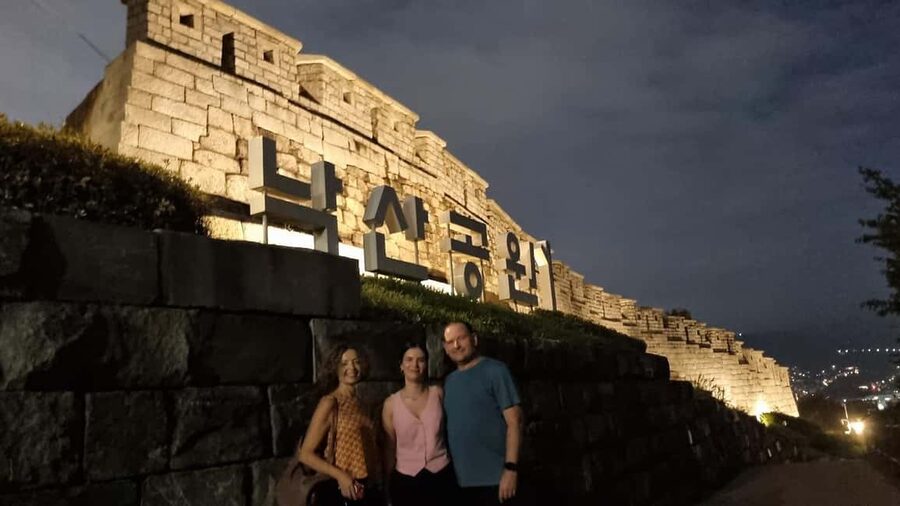 Seoul Night Tour: Naksan Park & Hidden Jems - Transport, timing, and the end of the evening