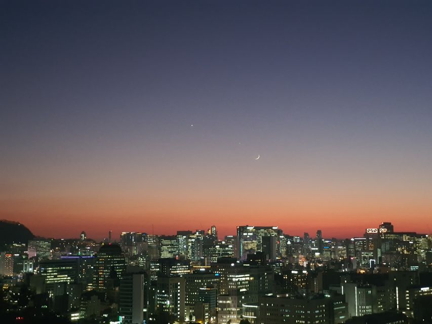 Seoul: Nighttime Hidden Gems Walking Tour - How hard is the walk?