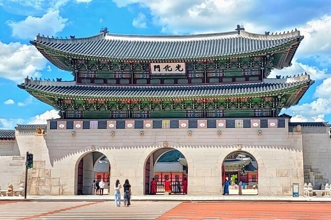 Seoul One Day Sightseeing Tour with N Tower and Lunch - Finishing in Myeongdong