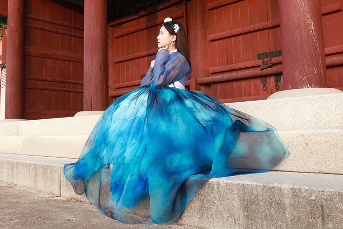 Seoul Premium Hanbok Rental at Arihanbok Photoshoot Included - Choosing a hanbok at ARI Hanbok