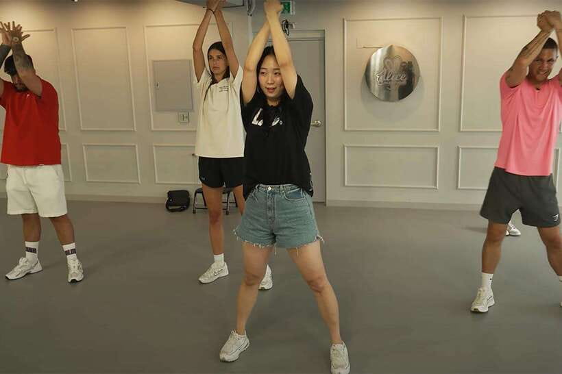 Seoul: Private K-Pop Dance Class with Video Recording - What the instructor actually does