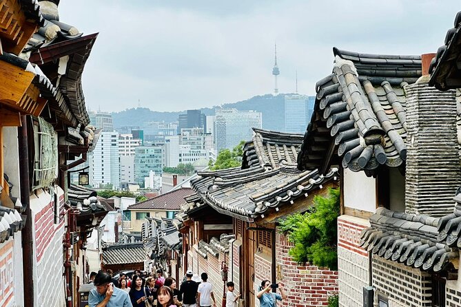 Seoul Private Tour with hidden gem of Seoul - Gyeongbokgung and the optional hanbok start
