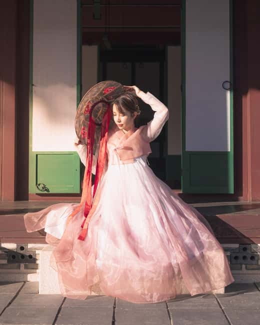 Seoul: Professional Hanbok Photography at Gyeongbok Palace - What You Receive for $103