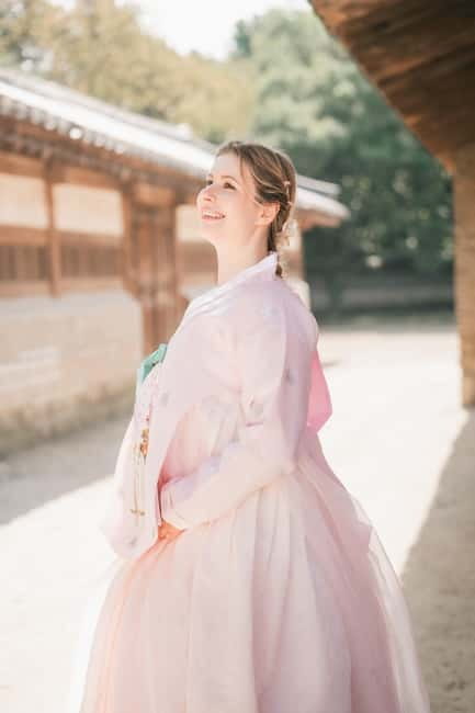Seoul: Professional Hanbok Photography at Gyeongbok Palace - Start at Gyeongbokgung Station Exit 4