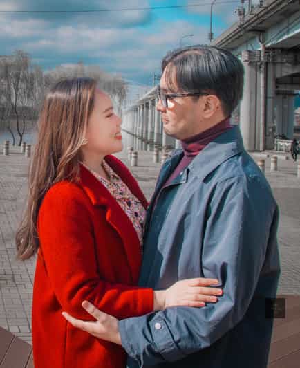 Seoul: Professional Photoshoot choose your location - Hanbok, wardrobe, and the practical details