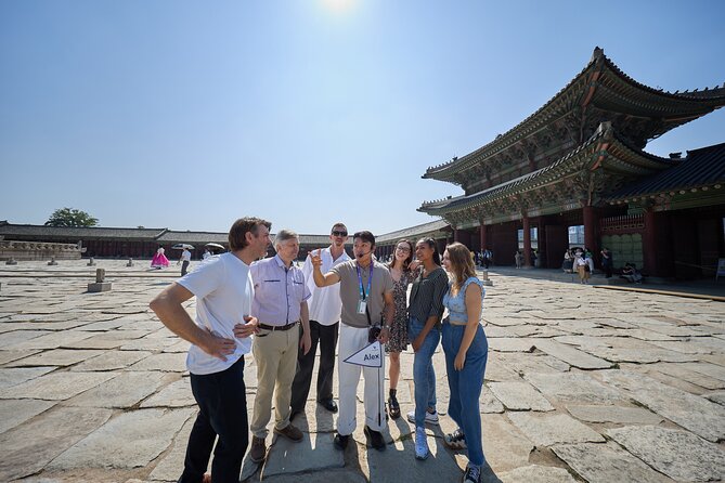 Seoul Royal Palace,Bukchon Hanok Village & Gwangjang Market Feast - The Tuesday alternative: Changdeokgung and Insadong