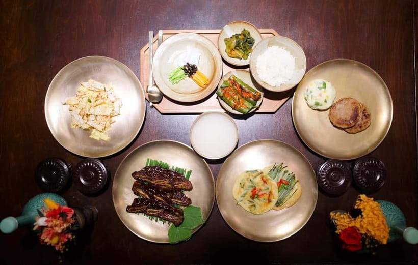 Seoul: Royal Seoul Cooking Class in a 100-Year-Old Hanok - Dining from handcrafted bangjja bronzeware