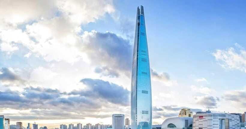 Seoul: Sky Lotte World Tower Ticket - How entry works with the emailed QR code