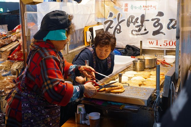Seoul Street Food Market Tour - Food restrictions and what to tell the guide