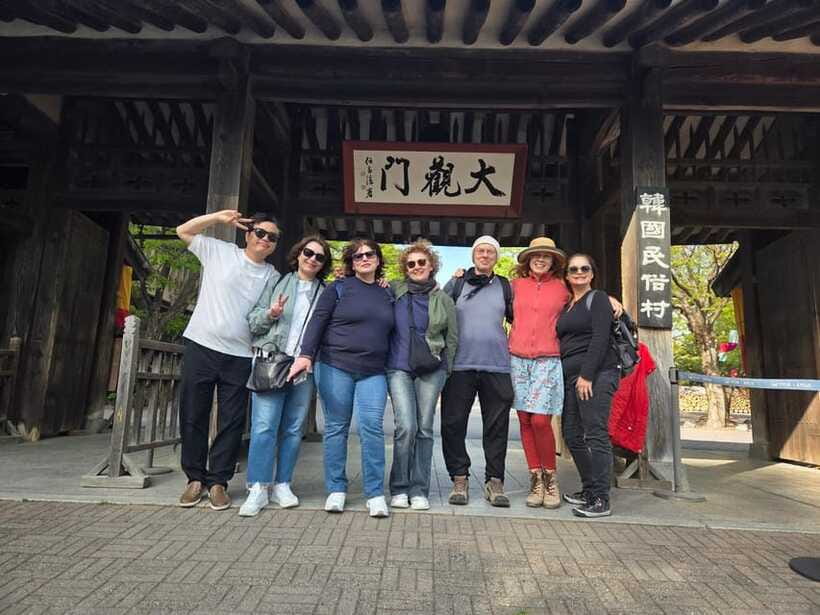 Seoul: Suwon Hwaseong, Folk Village, & Starfield Library - Traditional Korea at Yongin Folk Village