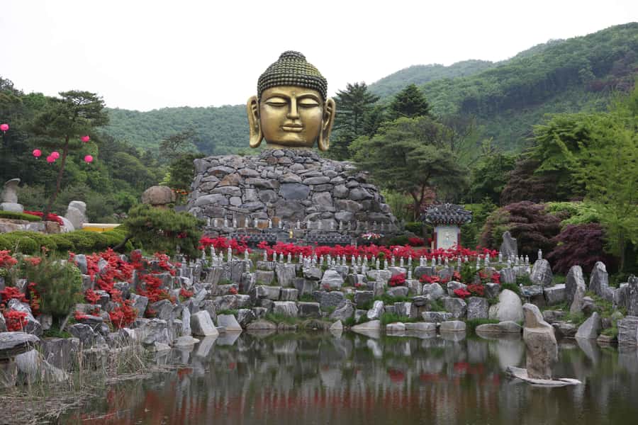 Seoul : Suwon Hwaseong Fortress+Starfield Library+Waujeongsa - Transport and timing require a little care