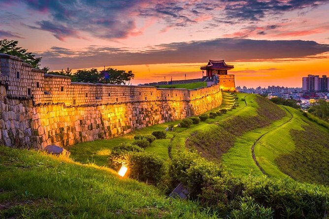 Seoul: Suwon Hwaseong & Waujeongsa & Starfield Heritage Tour - Why this day trip works so well from Seoul