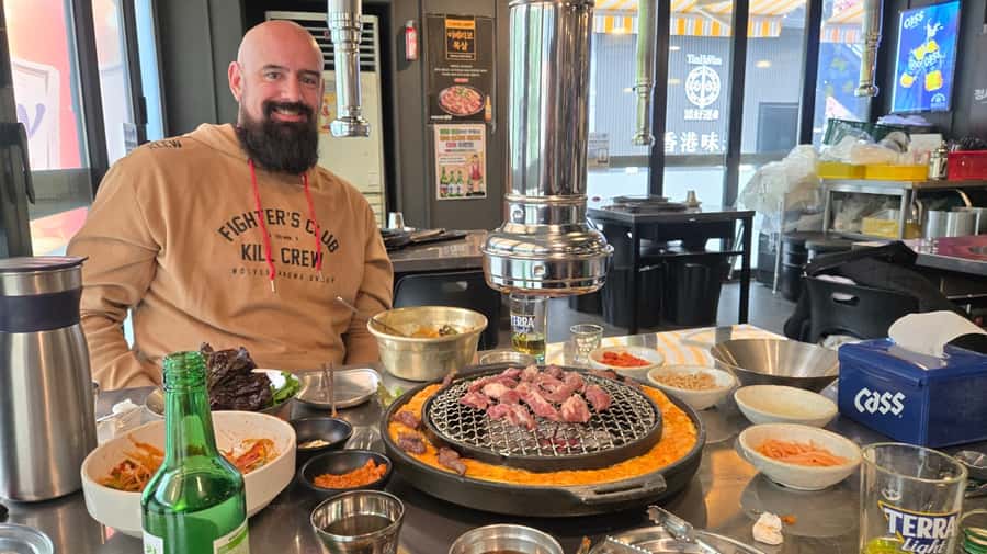 Seoul: Temple & Starfield COEX Mall Gourmet Tour in Gangnam - Chimaek, the meal that makes the tour social