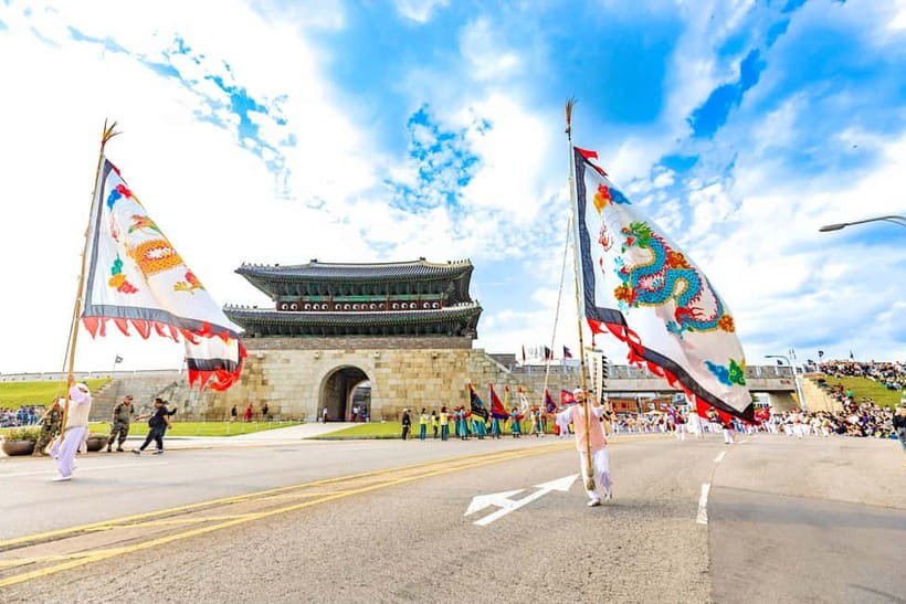 Seoul: The 62nd Suwon Hwaseong Cultural Festival Day Tour - September 29 to October 4: fortress walks and evening shows