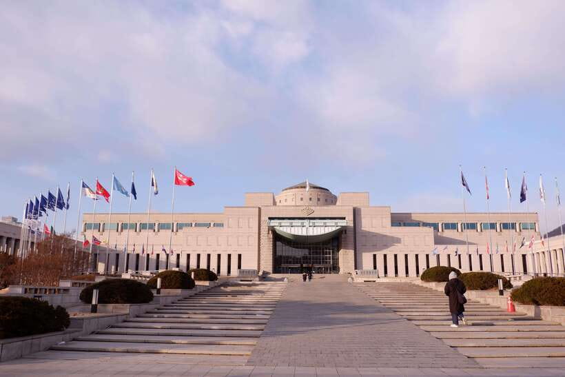 Seoul: War Memorial, Jogyesa Temple & Tapgol Park Tour - Why this afternoon route works