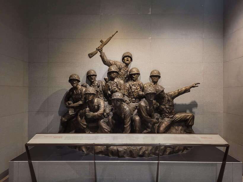 Seoul: War Memorial of Korea Private Guided Museum Tour - What you see in Korean War Rooms I to III