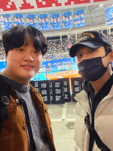 Seoul: Watching Sports Match & Local Food Experience - Who will enjoy this most