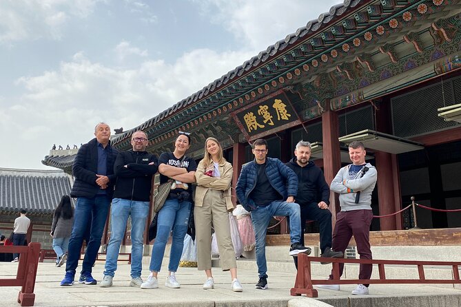 Seoul: Your Private Custom Tour – Half/Full/Outskirts - Bukchon Hanok Village on foot