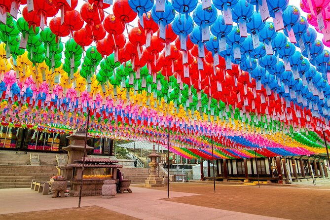 Small Group (7pax) Seoul Tour with Pickup/Dropoff (No Shopping) - Insadong, the flexible finish