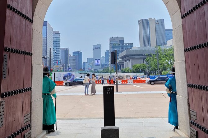 (Small Group) Palace & Seoul Old Town Highlights - What the $60.27 price buys you