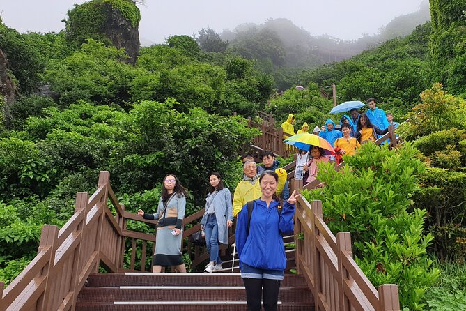 Small group Private Taxi Tour DAY experience in Jeju island - Stone Culture Park and the Sulmundae story