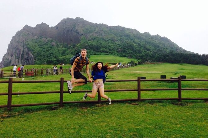 Small group Private Taxi Tour DAY experience in Jeju island - The Seogwipo route, with more waterfalls and coast
