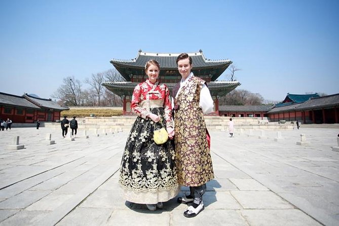 Small Group Seoul Highlight Tour opt. Hanbok & Tea Ceremony - Gyeongbokgung Palace: the day’s main history lesson