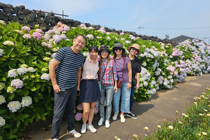 Small group tour FULL - PACKAGE Tour to All Areas in Jeju Island - Manjanggul Cave comes with an important date warning