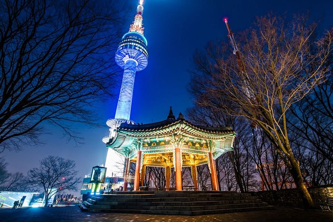 Special City Night Tour - Seoul after sunset, from palace walls to neon streets