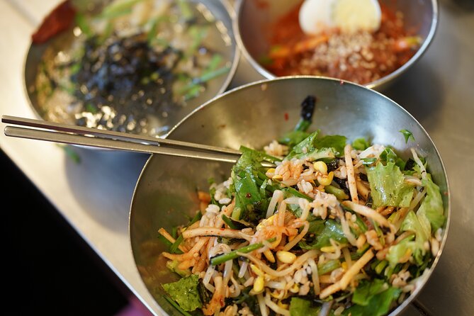Street Food Fiesta in Namdaemun Market - Who will get the most from this short walk