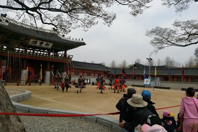 Suwon Hwaseong Fortress and Korean Folk Village Day Tour from Seoul - Korean Folk Village and Joseon-era daily life