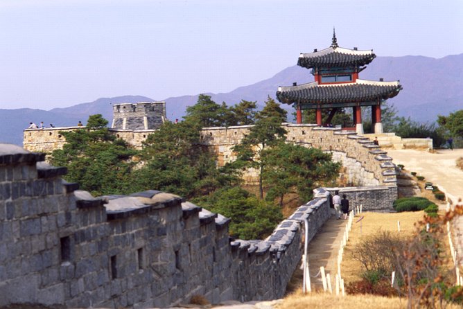 Suwon Hwaseong Fortress and Korean Folk Village Day Tour from Seoul - Who will enjoy this day most