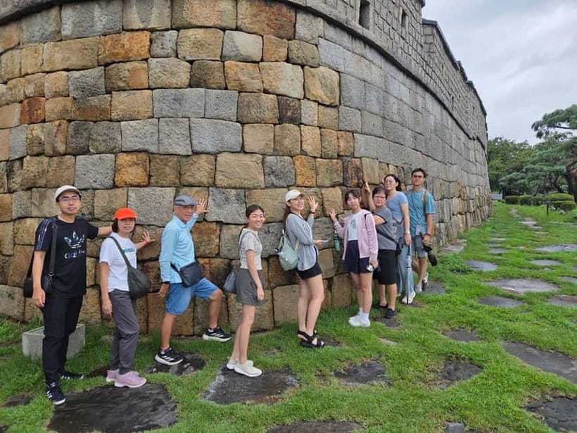 Suwon Hwaseong, Gwangmyeong Cave, & Starfield Library Trip - Starfield Library changes the pace