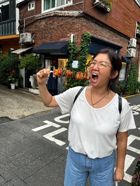 Taste hidden street food in Seoul with a 2.5h food tour - Timing, weather, and practical preparation