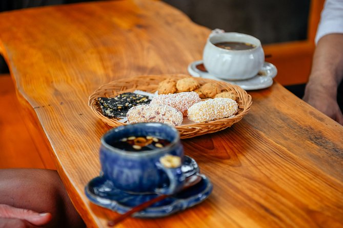 The Award-Winning PRIVATE Food Tour of Seoul: The 10 Tastings - Walking, weather, and the pace of the route