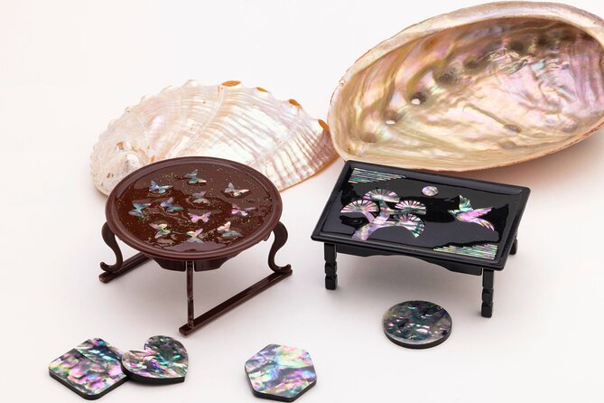 Traditional Korean Mother-of-Pearl Craft Workshop - Watching the final step and taking your piece home