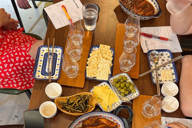 Traditional Soju Class and Makgeolli Tasting in Seoul - Why this class changes your view of soju