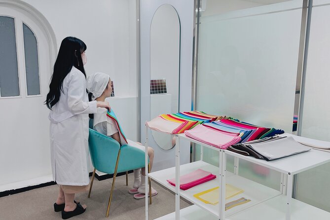 Ultimate K-beauty Experience: from Make up to Photoshoot - Professional makeup and a quick hairstyle touch-up