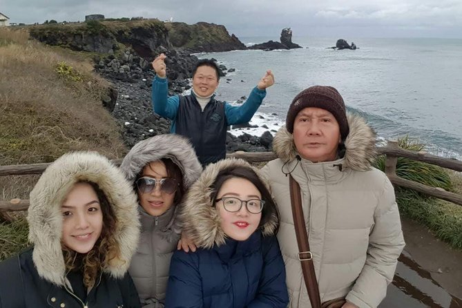 UNESCO Jeju Full Day Tour Package By Taxi - What the taxi setup means for your day