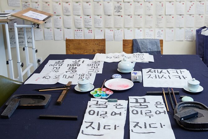 Write a Meaningful Korean Calligraphy Scroll in Insadong - Why Korean calligraphy works so well in Insadong