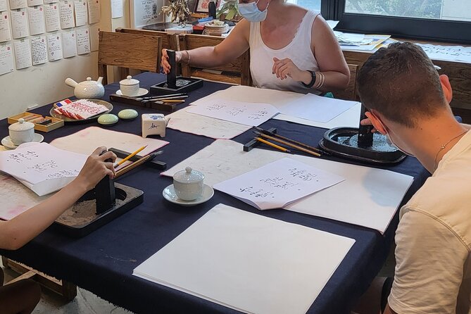 Write a Meaningful Korean Calligraphy Scroll in Insadong - A private class with personal attention