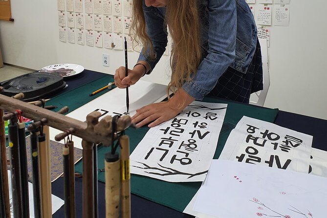 Write a Meaningful Korean Calligraphy Scroll in Insadong - Is $42.29 per person good value?